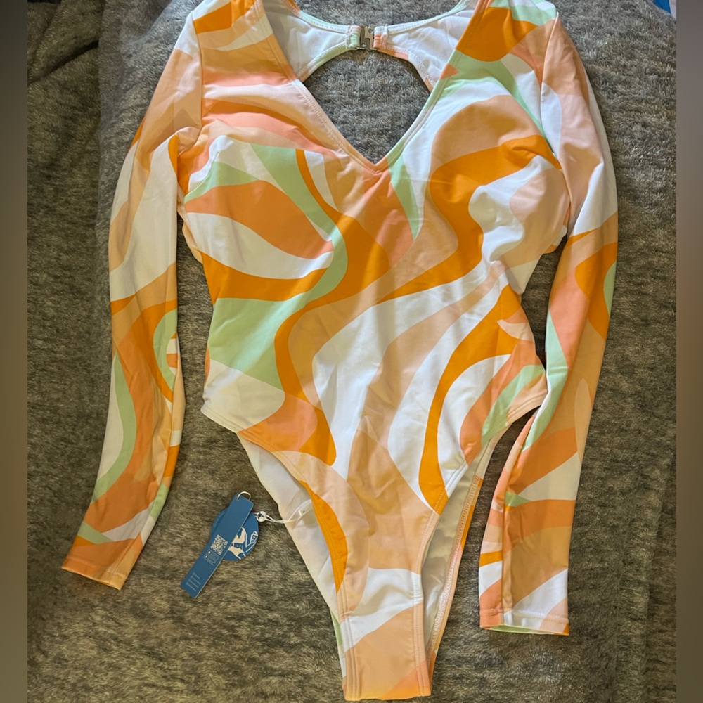 CUPSHE White, Orange, and Green Swirl Pattern One Piece